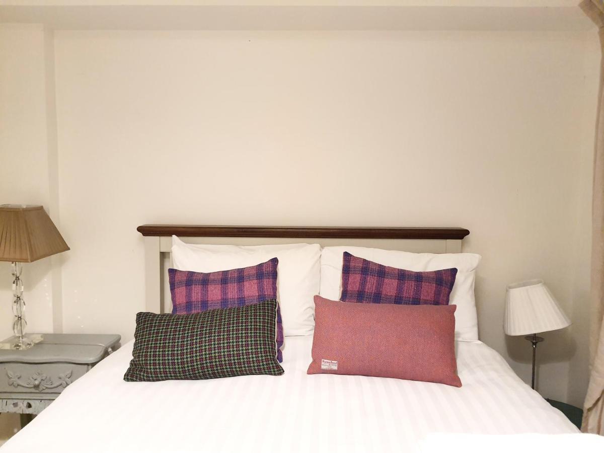 Edinburgh 2-Bedroom Cottage With Parking - Ground Floor Kültér fotó