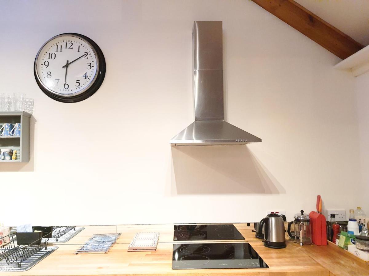 Edinburgh 2-Bedroom Cottage With Parking - Ground Floor Kültér fotó